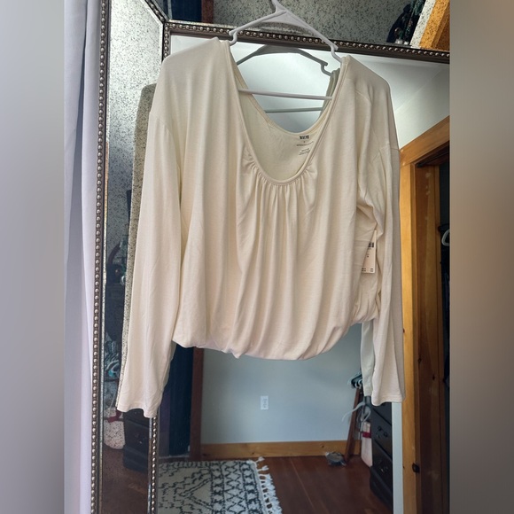 NWT Maeve bubble top. - Picture 12 of 14